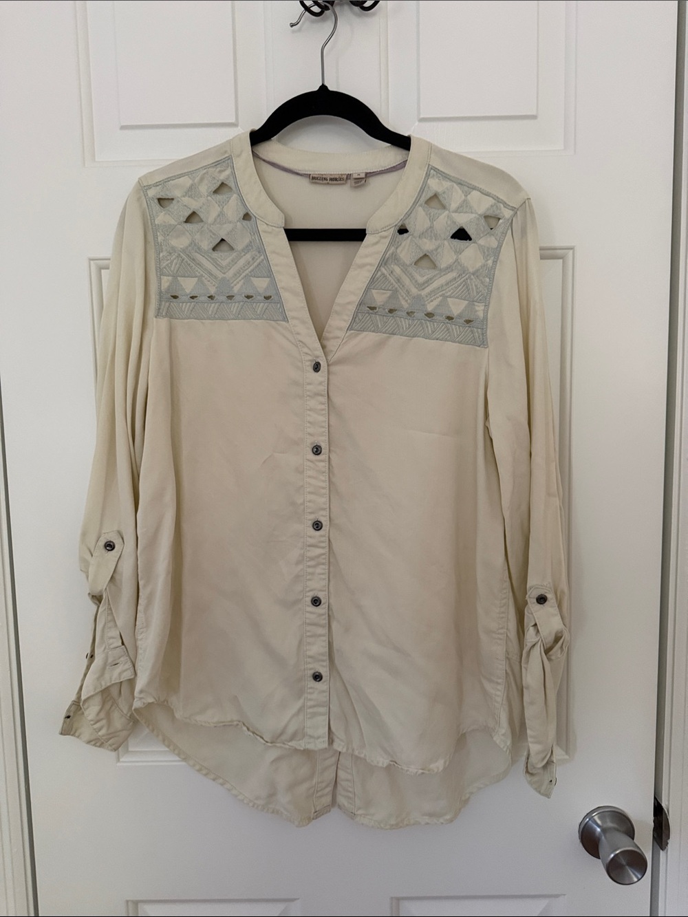 HOLDING HORSES Cream Button-Front Embroidered Yoke Blouse